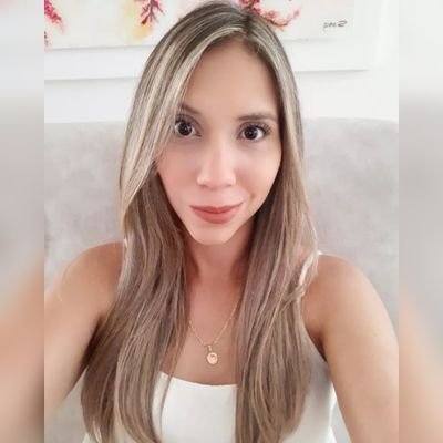 EmilyNu30's profile picture. 