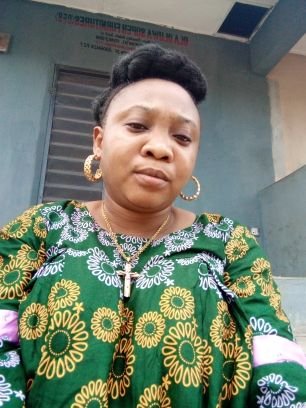 JanetOkanlawon's profile picture. l love my self