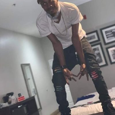 EmonjiaPaschal's profile picture. Anything to make my babies happy! and show them how to Live it up!!!Facts