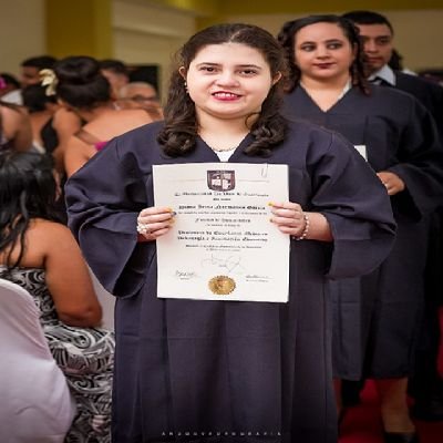IrinaNormanns's profile picture. Mi color favorito es el amarillo 💛 y graduada de Profesora en Enseñanza Media en Pedagogía e Innovación Educativa en la Universidad Da Vinci de Guatemala🌻♏
