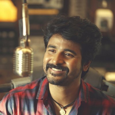A diehard fan of @Siva_Kartikeyan anna, who loves him with her whole family & friends. Here in twitter to only support him and will be his fan forever 😊