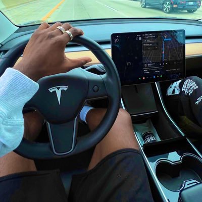 jodelsmith75's profile picture. 𓅓10th.Jan/1.95🚹
👨🏾‍✈️Angehender Flieger/never give up on your dreams
🇧🇪🇨🇩🧬
😈🧠🫀😇
🇩🇪BASED IN DEUTSCHLAND📍
FUẞBALL🏈,BASKETBALL🏀 & F1🏎