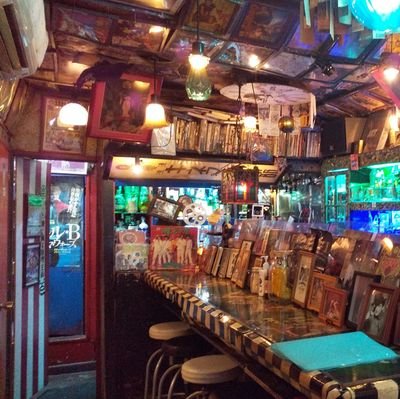 下北沢の
バー キネマ倶楽部 公式アカウントです。
東京都世田谷区北沢2-9-21 2
階
