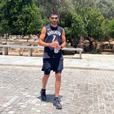 YB7TLV's profile picture. I started investing in crypto in 2016 Chia network Farmer 5PiB STEPN APE #57192 Azuki Holder #3801 Technical analyzes and Play to earn games. MTA 💛💙