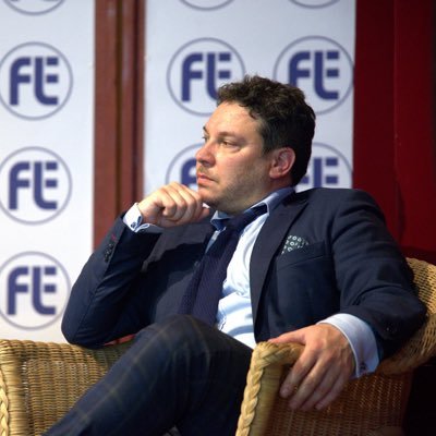 Sindaco di Sant’Angelo. Coordinatore Consulta Enti Locali Fondazione Luigi Einaudi di Roma. Liberale e europeista. Collabora con il quotidiano La Ragione