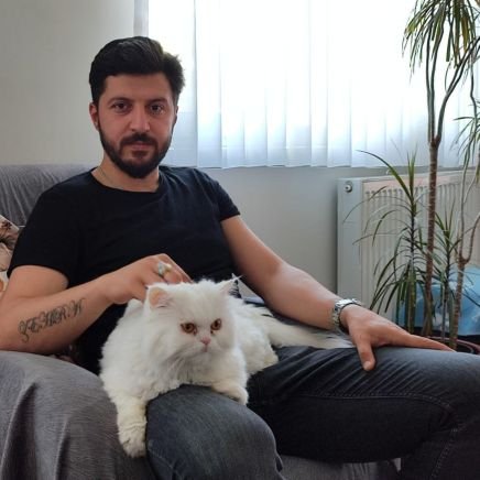 SametSafak903's profile picture. 