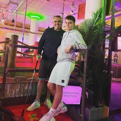 lesc74's profile picture. Hibs season ticket holder, fireman, average husband,2 great boys,