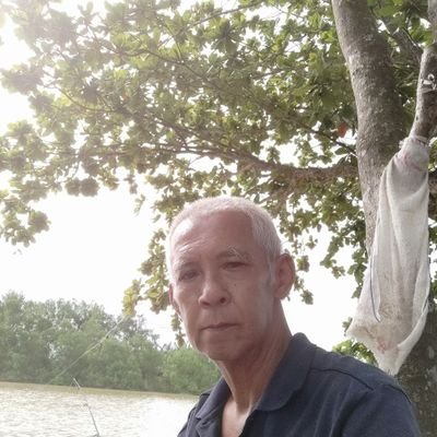 Loose_cannon6's profile picture. life is like a dream and a game