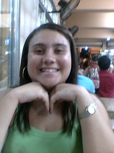 Se algumas pessoas se afastarem da sua vida, ñ fique triste.É apenas a resposta da oração quando pedimos: Livrai-nos de todo mal. Amém!