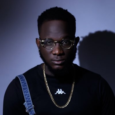 joshua_ehi's profile picture. Singer 🌟 Songwriter 🌟 Music producer 🌟 filmmaker 🎞️