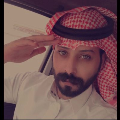 بس الوكاد إني من العام لا زال أجمع شتاتي من زماني و ألمه أنا لـ صكات الصواديف مدهال مثل الكبير اللي كبيرٍ معمّه
