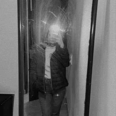 malik_kharat's profile picture. POSTIVE VIBES ONLY🦋
MBSS
 ⚕️📙👩‍🔬