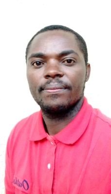 Informaticien: au service de quiconque.
Cadre de l'UDPS/Tshisekedi/Sud-Kivu 1
Assistant 2, ISP-KABARE