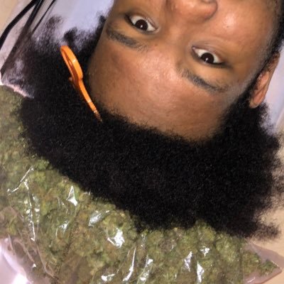 hottieehottie's profile picture. 