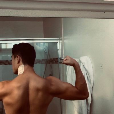 muthafu99a's profile picture. Boxing coach local to OC, CA (DMs open, limited availability)

shitty falcon
mediocre cook