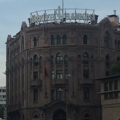 cem45177235's profile picture. Yarın yok, anı yaşa😎