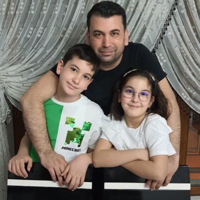 selcukozkan_82's profile picture. 💛💙