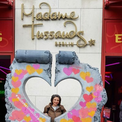 Gzde71552781's profile picture. Felsefe Öğretmeni