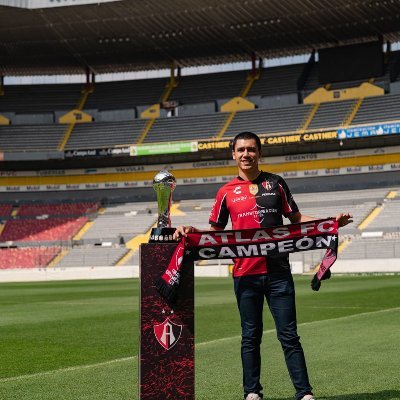 Te Bicampeón!♥️🖤
Aficionado a los conciertos y deportes 🎵🎤⚽🏈🏀⚾