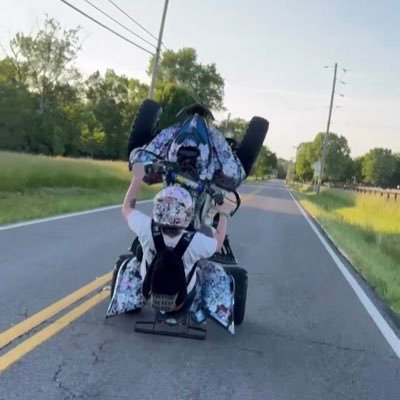 npc_huh's profile picture. Stunt life