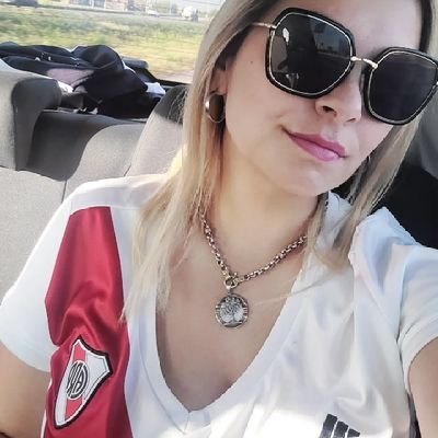 PalomaCarballo2's profile picture. Gracias Dios por hacerme hincha de @carpoficial ⚪❤⚪