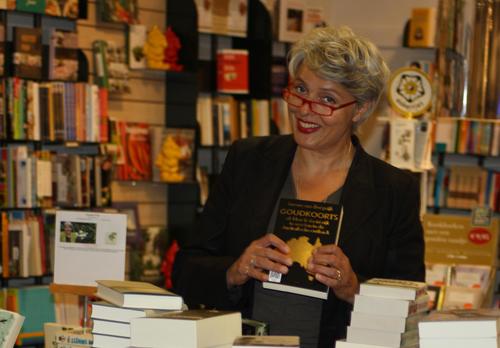 KramerBoeken's profile picture. Welkom op de twitter pagina van Boekhandel Kramer, de leukste boekhandel van de Achterhoek. Hier kunt u onze laatste tips en acties volgen.