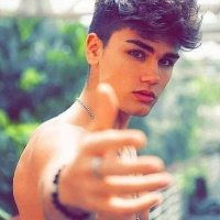 H (@ara1420h) 's Twitter Profile