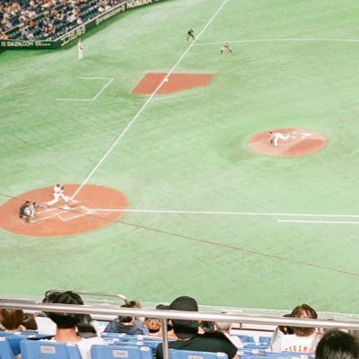阪神タイガースのファンさせて頂いてます。 行きたいけどそこまで現地でみれてません。   現地成績 5勝2敗1分（2023年シーズン1勝0敗）