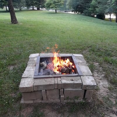 Ashley62112874's profile picture. I am fun person and I love hanging out with my friends and family