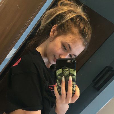 kalie1818's profile picture. I'm selling my Dropbox for affordable price, dm to buy. Kik: hugmenaked88 
I can do sext sessions too, I accept PayPal/amazon