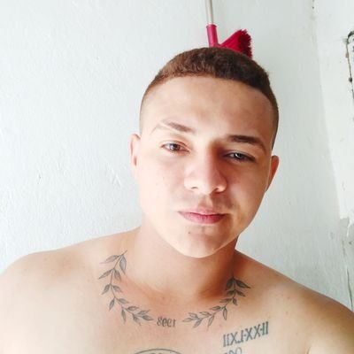 Hanner69utria's profile picture. Sigo ahí, aunque tú no lo notes 🥀