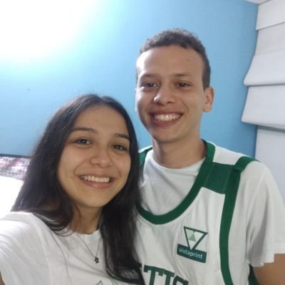 Bacteriológó y Lab Clinico-UV. Shooting Guard frustrado. Sufriendo por: Deportivo Cali,Barcelona,Liverpool y los Boston Celtics.

https://t.co/i0piH0DAhL