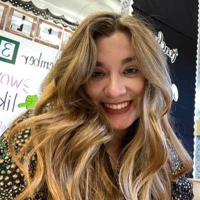 courtneynjac's profile picture. CSUF #EdTech Cohortian 🧡💙