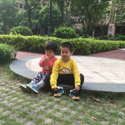 aaron7619lai's profile picture. Glass mosaic & Stone mosaic