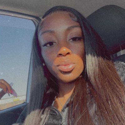 Leave a little bit of sparkle everywhere I go🥴✨ Amosc:iigetbuckets_11 Loyalty Nicole 🤞🏾😅 #Sagittarius12/17♐️