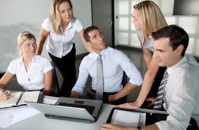 PFGFinanceGroup's profile picture. אנו שמחים לתרום מניסיוננו ולעזור לטריידרים מכל הרמות להיכנס לשווקים העולמיים.