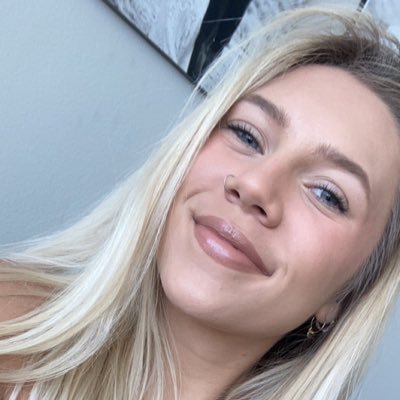 Escorte vénale 👠🌹 DM moi et fais moi part de tes désirs🍑🍆 Rien de gratuit, tout se paie 💋💎
Mon WhatsApp : +49 15510 143058