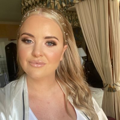 rhiannonbraes's profile picture. livin my best life