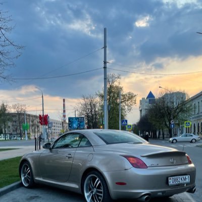 howdiddone's profile picture. 