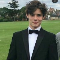 love (@itzsronn) 's Twitter Profile