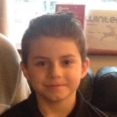 utdross_'s profile picture. #25 SZN