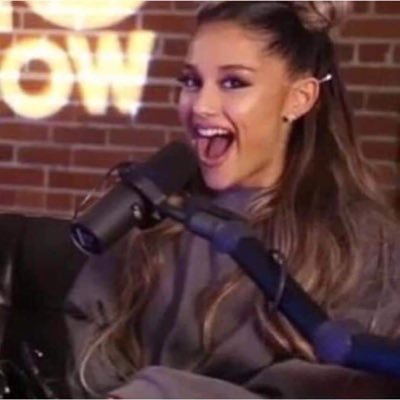 to feed 🍪 u here is your daily dose of 👑 ariana grande’s news, photos 📷 and more 💟 ~ just retweeting positive ari tweets 💞