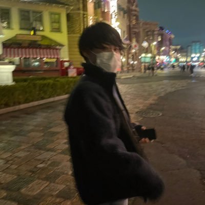 tkuuu_a4's profile picture. daily 日常 ☕️ 👟 🍺 🥟 ⚽️ .....