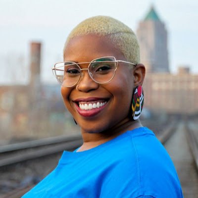 LDR4Paper's profile picture. Sr. CSM @ Paper - East Coast BEAST Coast 💪🏾| Proud Wife and Mama | #BlackGirlMagic💫 | Cycling Fanatic🚴🏾‍♀️ | UMich Alum💙💛

Follow us at @paperlearning!