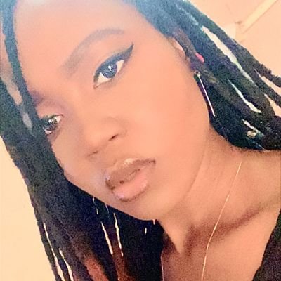 marthekav's profile picture. 