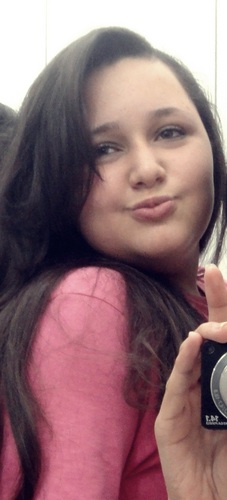 Taina_Botelho's profile picture. 