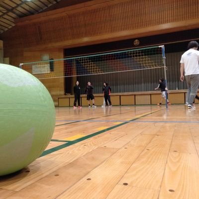 愛知県稲沢市で活動しているソフトバレーボールチーム『華成(はなり)』のお世話人やってます。20〜40代男女約20名で活動中。メンバー募集しています‼️