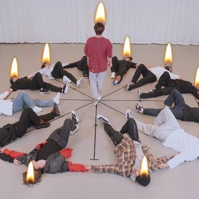 xuannnnnnnnn_'s profile picture. I picked you up when you were in pieces but now that you've healed you no longer have a need for me