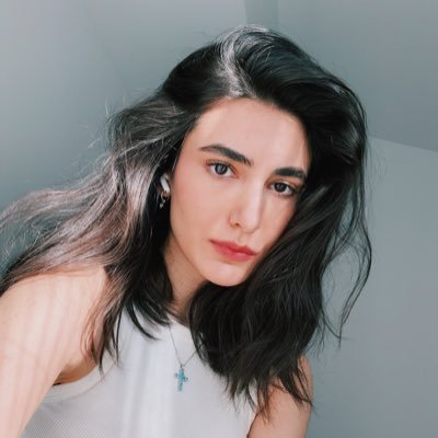 evelydesign's profile picture. Artist | NFT creator 🤍 NEW DROP