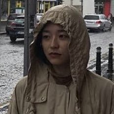 Ssongohh's profile picture. 수상할 정도로 여배만